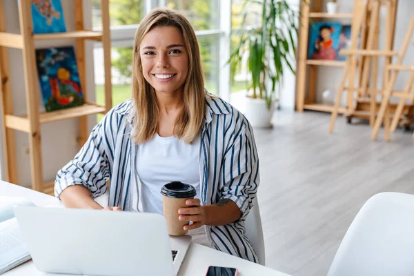 Attractive Confident Young Woman Working Creative Office Using Laptop Computer — Stock Photo, Image
