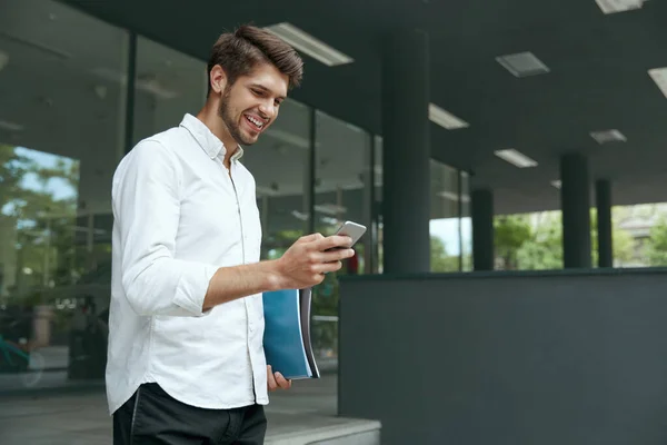 European Businessman Using Mobile Phone Young Man Holding Documents Background — Stock Photo, Image