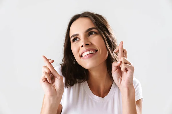 Gelukkig Mooi Mooi Meisje Holding Vingers Gekruist Voor Geluk Geïsoleerd — Stockfoto