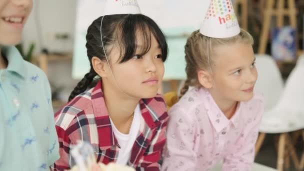 Small Kids Wearing Birthday Caps Modern Art School — Stock Video