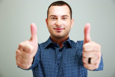 yakışıklı adam izole