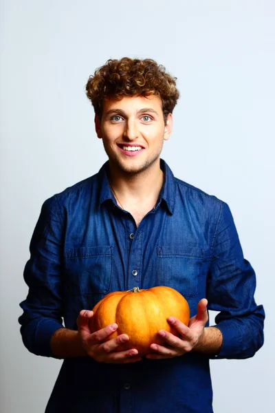 Handsome man with curly hair — Stock Photo, Image