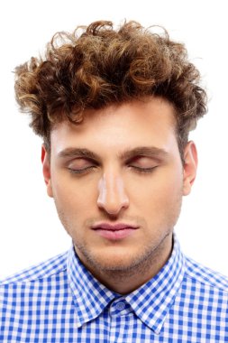 İzole yakışıklı komik adam