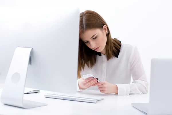 Portrait of a beautiful woman — Stock Photo, Image