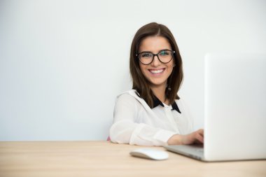 genç güzel iş kadını