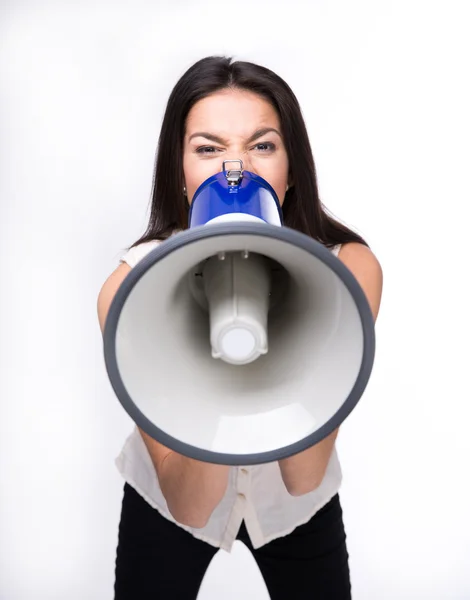Kobieta krzyczy w megafon — Zdjęcie stockowe