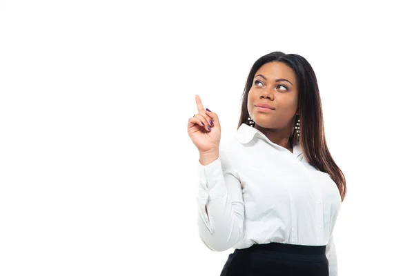 Afrikanische Geschäftsfrau zeigt mit dem Finger nach oben — Stockfoto