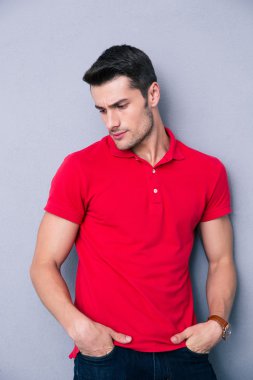 dalgın, genç bir adam portresi