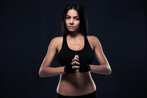 Bir fitness kadın portresi — Stockfoto