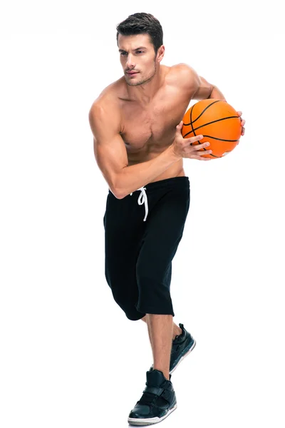 Retrato de comprimento total de um jogador de basquete — Fotografia de Stock