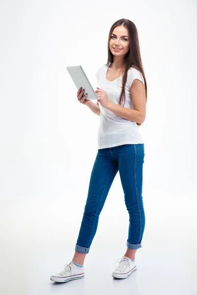 Smiling beautiful woman holding tablet computer — Stock Photo, Image