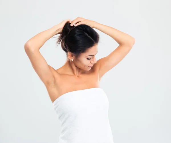 Kadın saç modeli yapma havlu — Stok fotoğraf