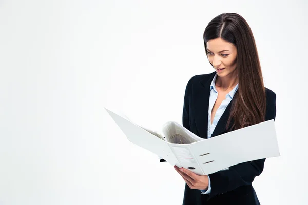 Businesswoman reading documents in folder — Stock Photo, Image