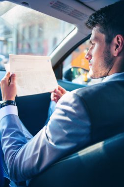 işadamı okuma gazete 