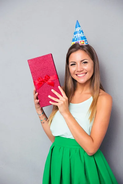 Smiling pretty girl celebrating her birthday — Stock Photo, Image