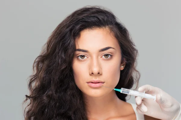 Woman getting cosmetic injection of botox — Stock Photo, Image