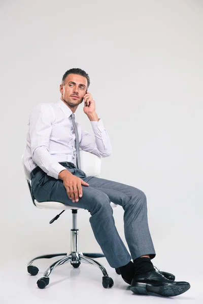 Businessman talking on the phone — Stock Photo, Image