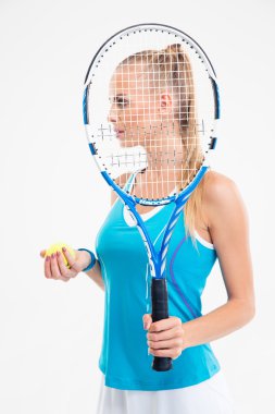 Yan görünümü güzel tenisçi portresi