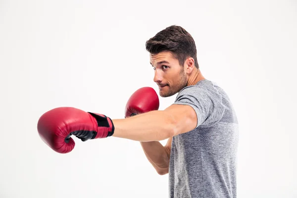 Porträtt av en stilig man boxning — Stockfoto