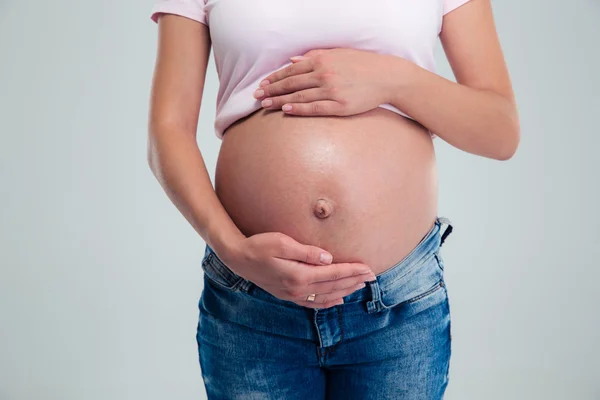 Retrato de cerca de una mujer embarazada — Foto de Stock