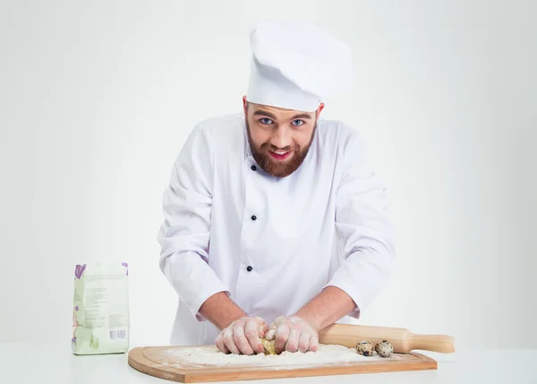 Baker, příprava těsta pečivo — Stock fotografie