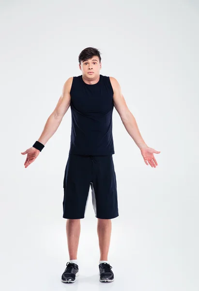 Tam uzunlukta omuz shrugging spor erkek portresi — Stok fotoğraf