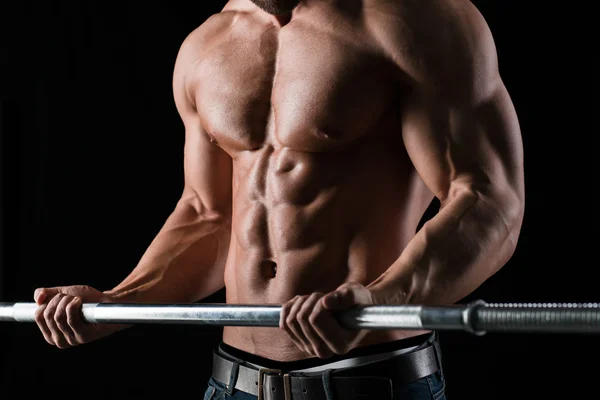 Musclé homme séance d'entraînement avec haltère — Photo