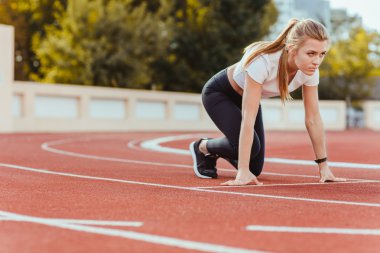 Spor kadın için yıldız konumda çalıştırın