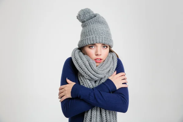 Portrait of a freezing woman in winter cloth — Stock Photo, Image