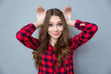 Komik komik kız poz ve having fun