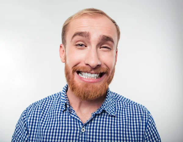 Egy vicces ember mosolyogva portréja — Stock Fotó
