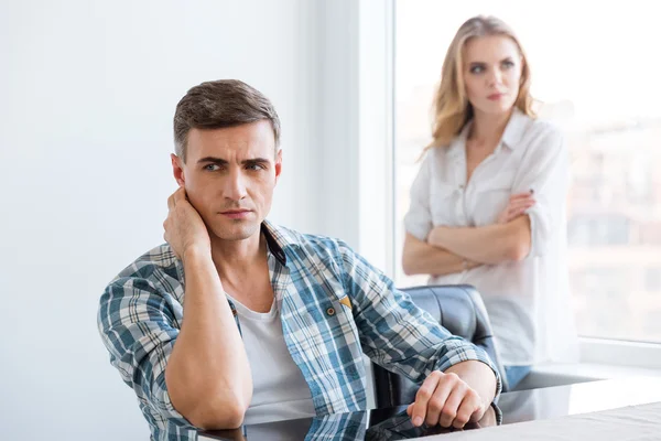 Upset man and woman having problems in relationships — Stock Photo, Image