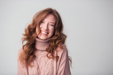 gülünecek bir kadın portresi