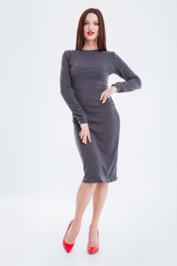 Attactive gülümseyen genç kadın yüksek topuklu Kırmızı Ayakkabı 