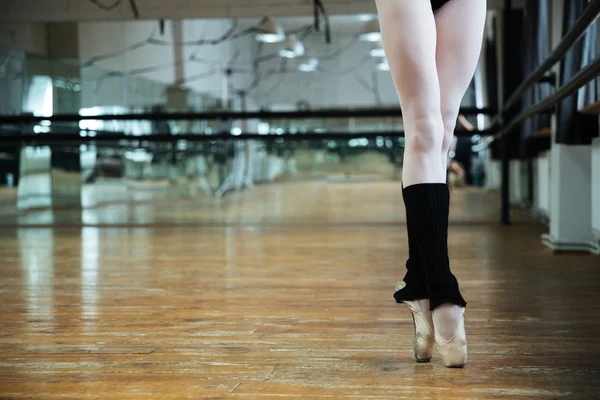 Gambe ballerina aggraziata — Foto Stock