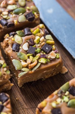 Fıstık ve fındık ile ev yapımı diyet flep Vale