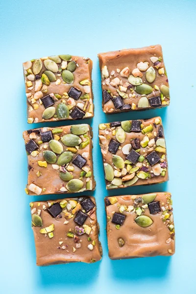 Homemade diet flap jacks with pistachio and nuts — Stock Photo, Image