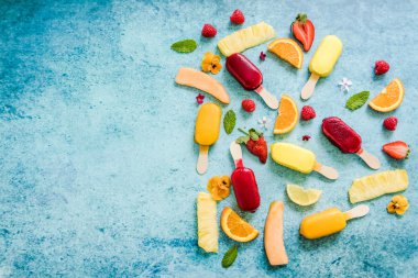 Yaz doğal buzlu şeker sınır arka plan