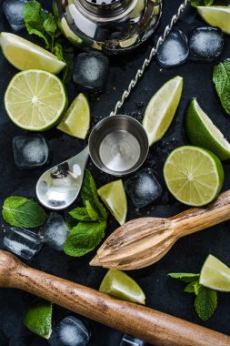 Küba mojito kokteyl, nane ROM ve kireç