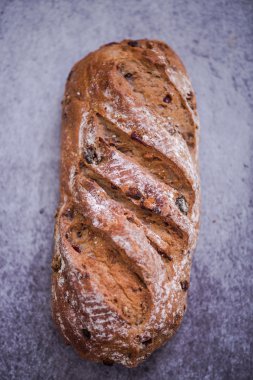 karanlık ekmek somun