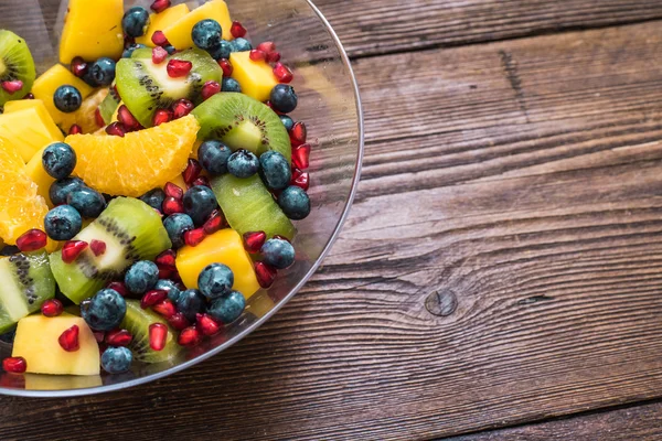 Gesunde Detox-Diät fruchtiger Salat — Stockfoto