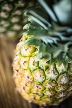 ananas üzerinde Görünümü Kapat