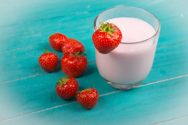 Yogur de fresa — Foto de Stock