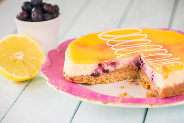 Domácí cheescake na desce — Stock fotografie