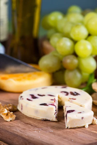 Traditional homemade stilton cheese on board — Stock Photo, Image