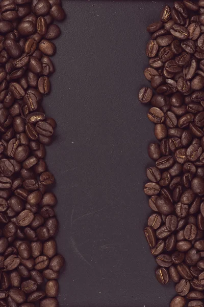 Grains de café frais torréfiés fond — Photo