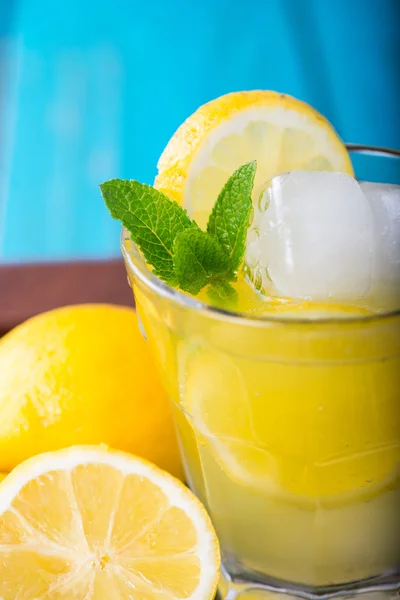 Homemade lemonade with mint and sugar — Stock Photo, Image