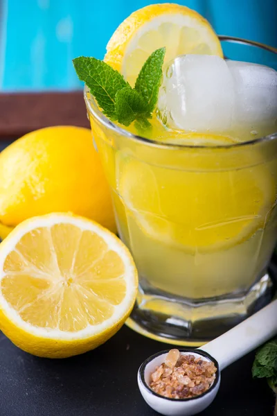 Homemade lemonade with mint and sugar — Stock Photo, Image