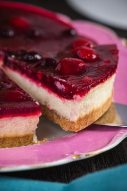 Ev yapımı yaz meyveleri meyve cheesecake