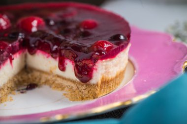 Ev yapımı yaz meyveleri meyve cheesecake
